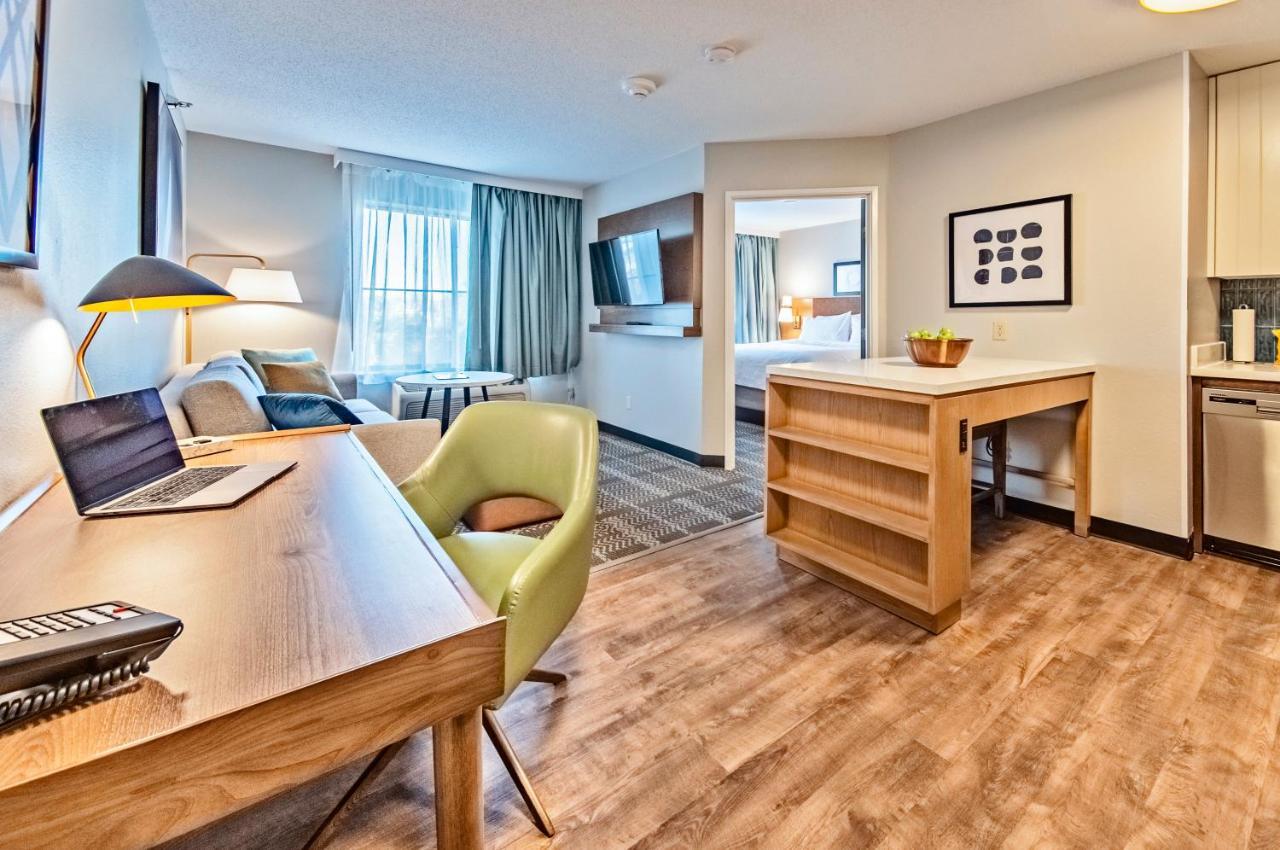 Staybridge Suites - Cedar Rapids North By Ihg Exterior foto
